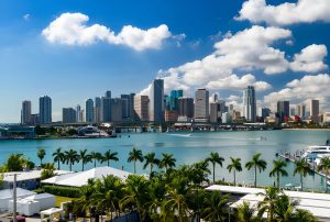 Top 4 Reasons Why People Are Moving to Florida in 2025